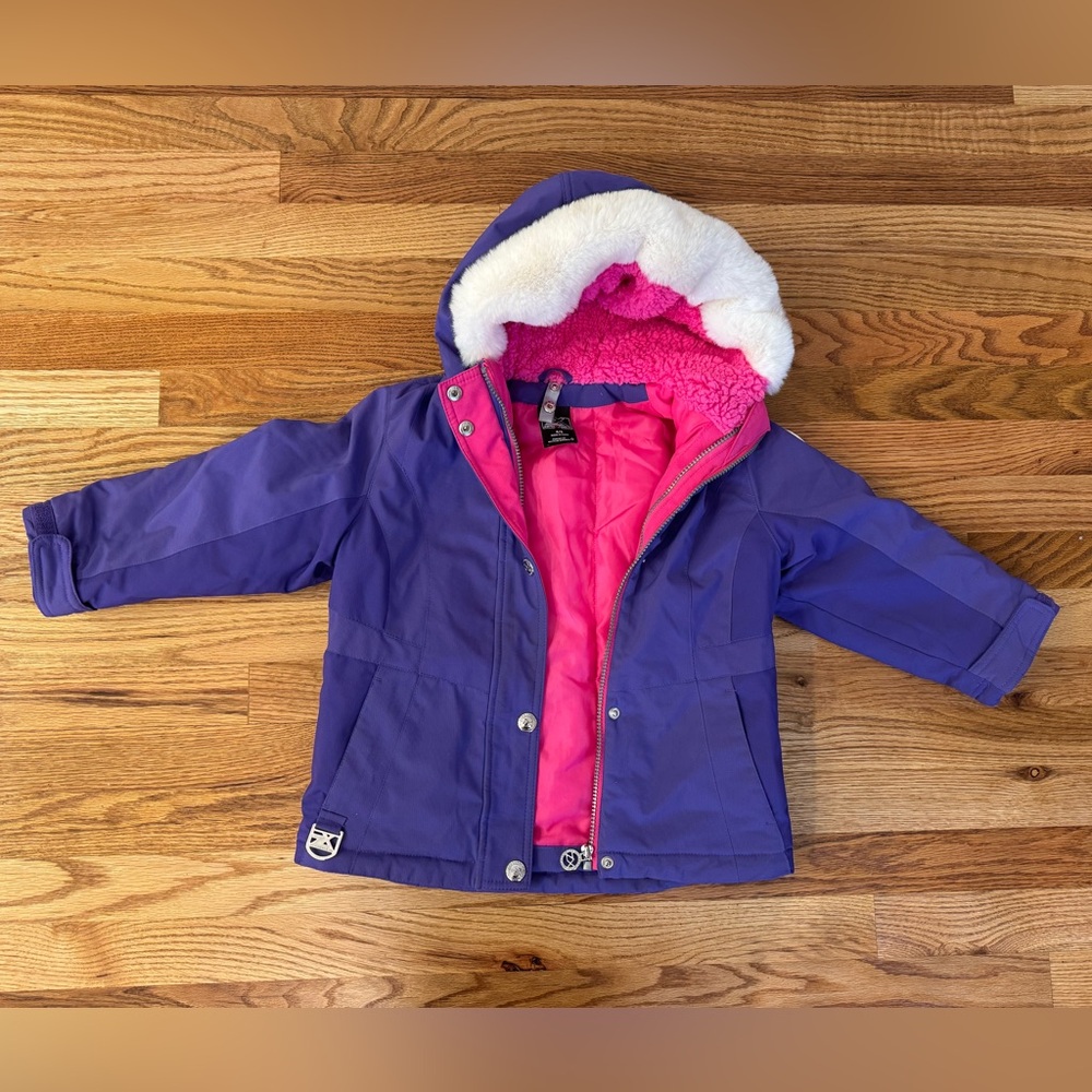 Girls Size 4/5 Winter Coat - Excellent Condition